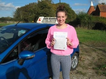 28 October 2014 - Laura passed 1st time with only 7 minor driving faults! Well done Laura, that was a really good result....