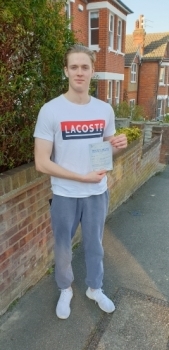 08 March 2022 - Louis passed first time with just 4 driver faults! Well done Louis, that was an excellent result.