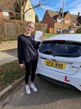 31/01/23 - Lily passed first time with just 4 driving faults! Well done Lily, that was an excellent result.
