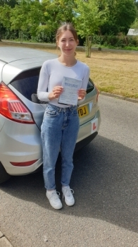 04 July 2022 - Megan passed with only 4 driver faults! Well done Megan, that was an excellent result.