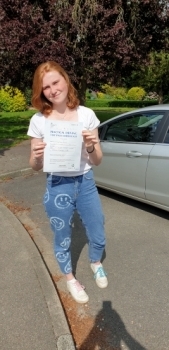 03 August 2021 - Emily passed first time in Tunbridge Wells with just a few minor driver faults! Well done Emily, that was a really good result.
